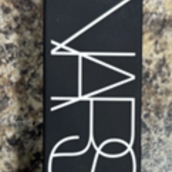 NARS Afterglow Liquid Blush - Picture 1 of 8